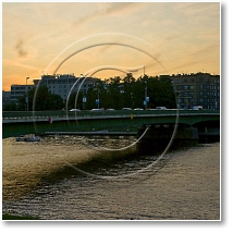 (46/98): Krakw most nad Wis , wieczr