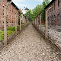 (142/249): Owicim, - niemiecki obz koncentracyjny Auschwitz