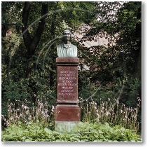 (48/48): Olsztyn - pomnik M. Kopernika obrocy Olsztyna przed krzyakami