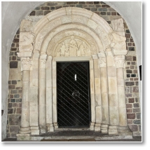 (37/39): Tum - Archikolegiata NMP i św. Aleksego, wnętrze