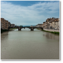 (40/124): Florencja, rzeka Arno, most